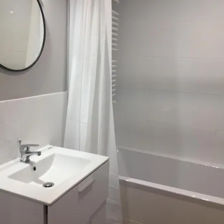 Marcina Kasprzaka 29c Apartment *