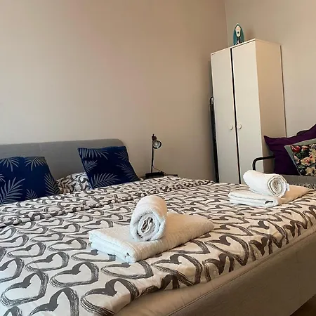 Marcina Kasprzaka 29c Apartment