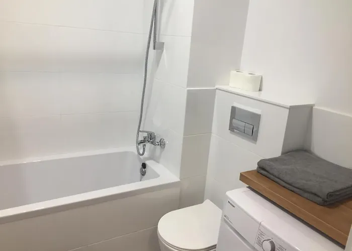 Marcina Kasprzaka 29c * Warszawa